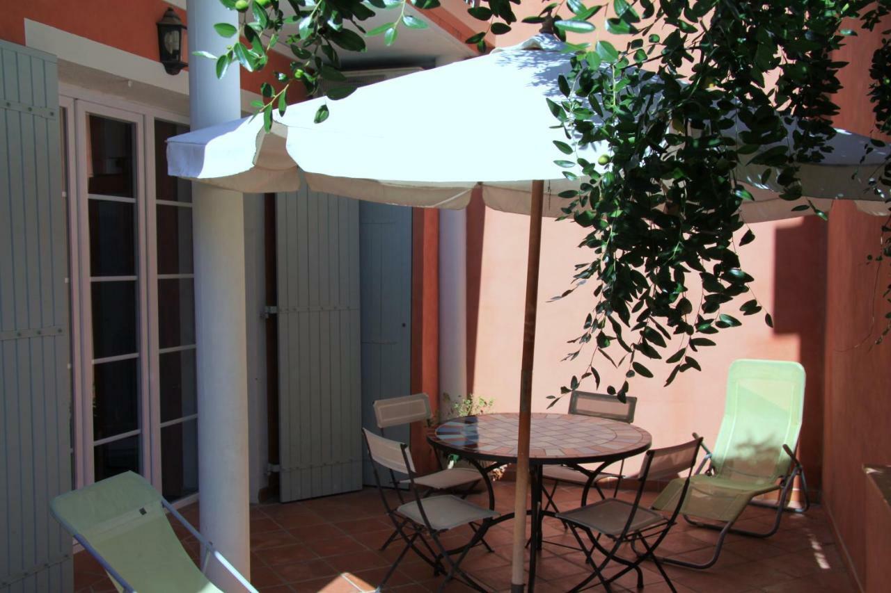 Appartement Avec Patio Et Garage Centre Ville Et Plage ساناري سور مير المظهر الخارجي الصورة