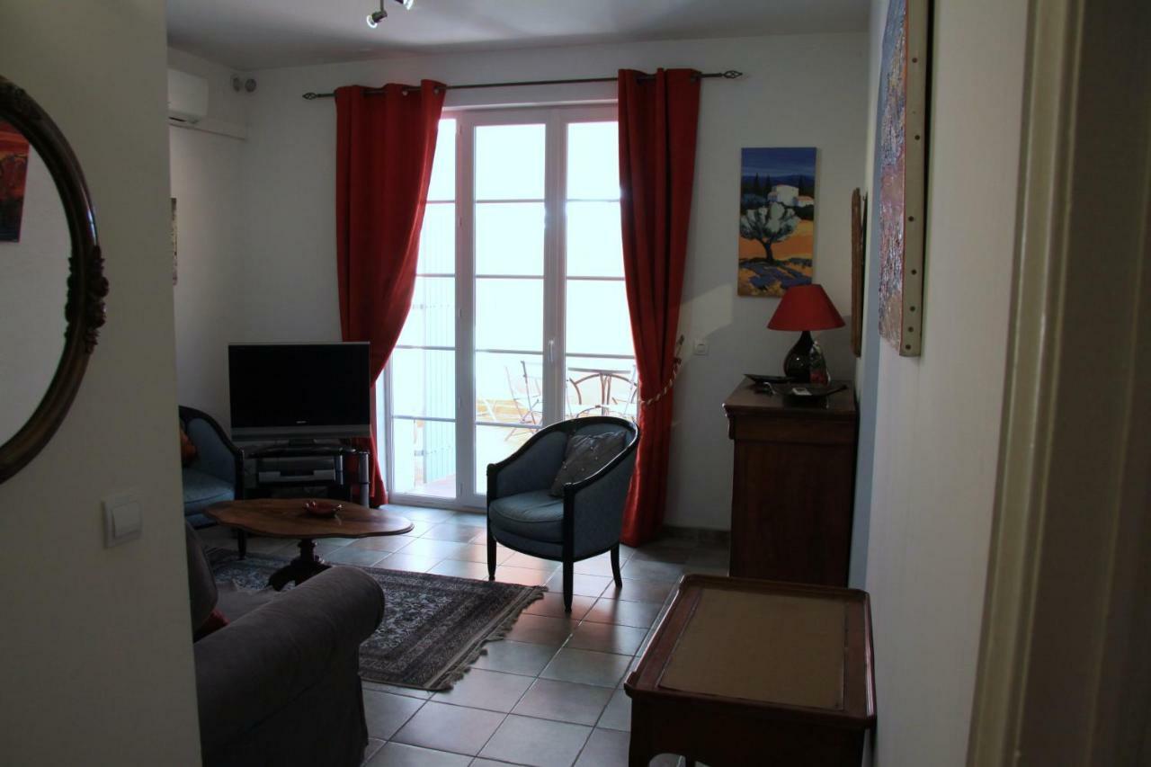 Appartement Avec Patio Et Garage Centre Ville Et Plage ساناري سور مير المظهر الخارجي الصورة